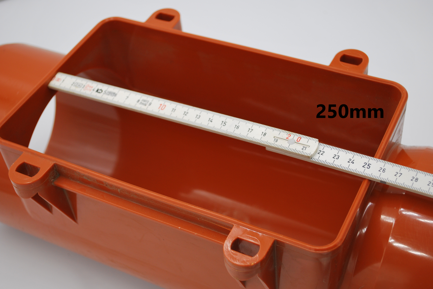 Maße Reinigungsöffnung eckiges Putzstück für EasySafe 160-E: Öffnungs-Länge 250mm, individuelle Länge auf Anfrage, z.B. 200mm